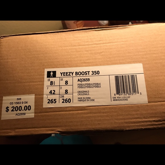 YEEZY BOOST 350! - Picture 1 of 8