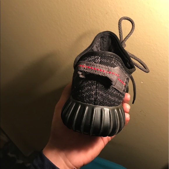 YEEZY BOOST 350! - Picture 4 of 8
