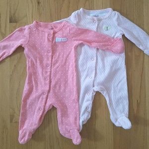 9 newborn outfits