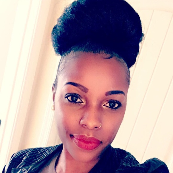 Meet your Posher, Lessa - Picture 1 of 1