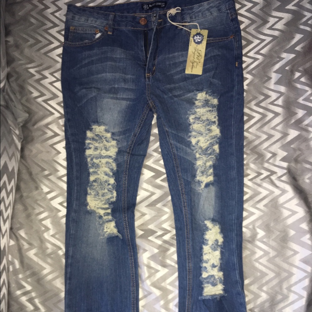 Distressed Skinny Jeans