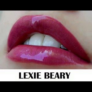 Lexie Beary LipSense