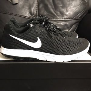 Women's Nike Flex Trainers Size 10