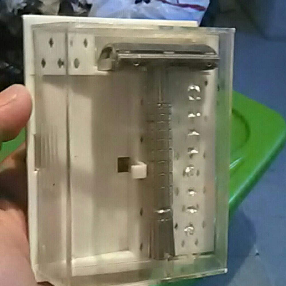 1960 Gillette razor