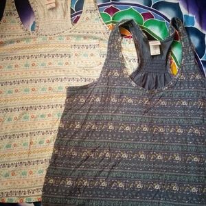 Bundle! Floral print mossimo tanks!
