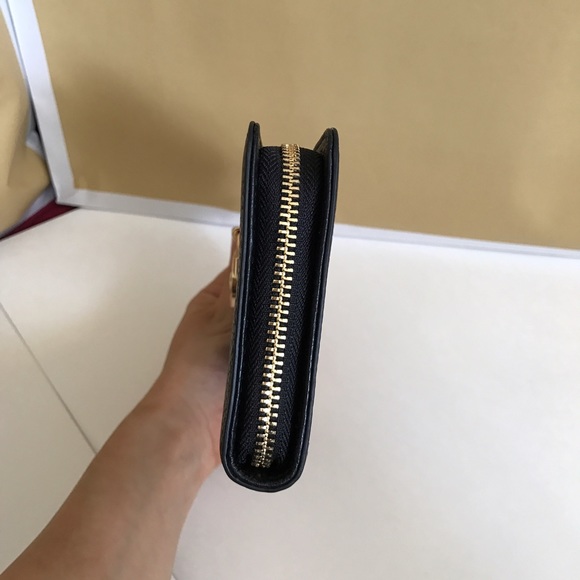 ❤Michael Kors Hamilton Wallet❤ - Picture 4 of 4