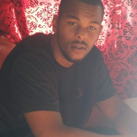 Meet your Posher, Clarence - Picture 1 of 1