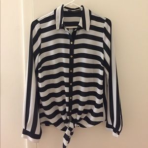 The Limited Black & white button down