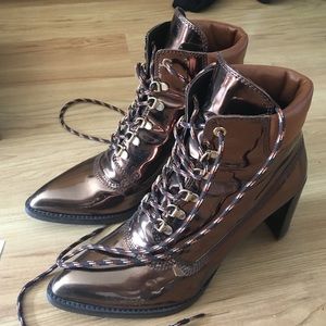 Stuart Weitzman x Gigi Hadid Boot