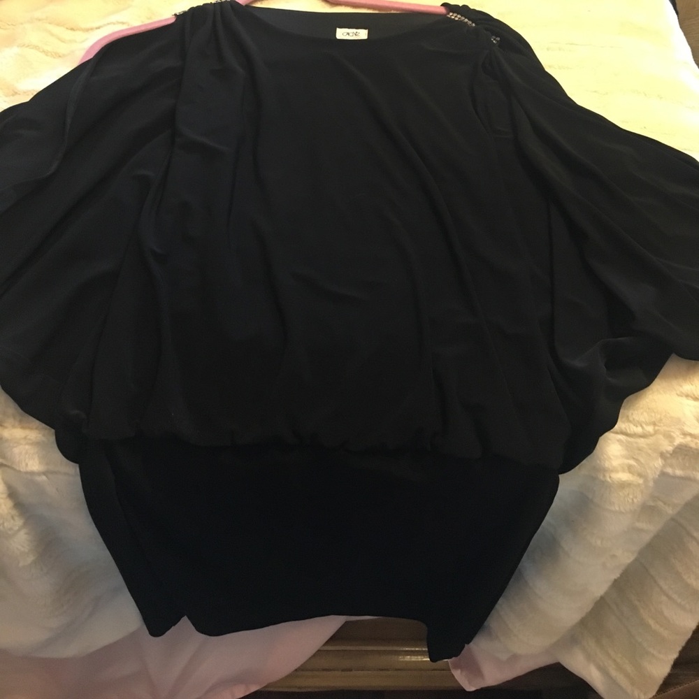 Cache black dress with fitted bottom