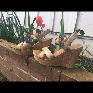 UGG Metallic Jazmine Wedge 8