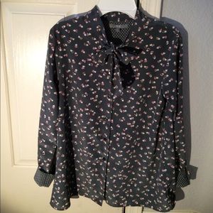 Uni Qlo long-sleeve blouse