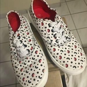 Minnie/Mickey Mouse Shoes