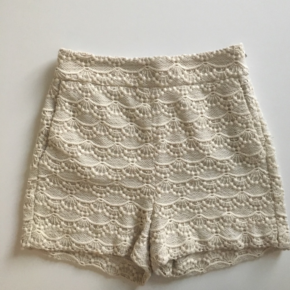 Express Vintage high-waisted lace shorts