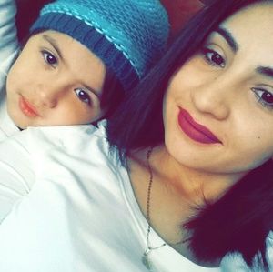 Meet your Posher, Zuleyma