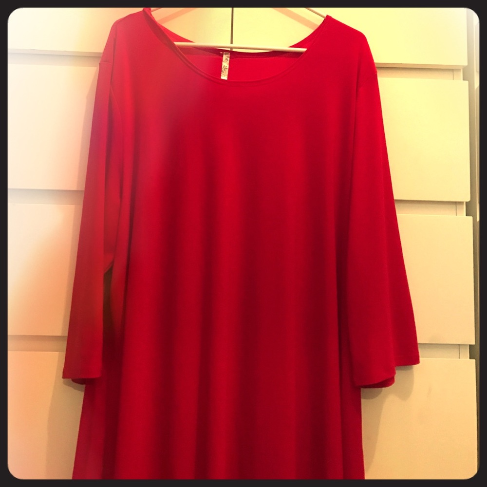 Red undershirt.