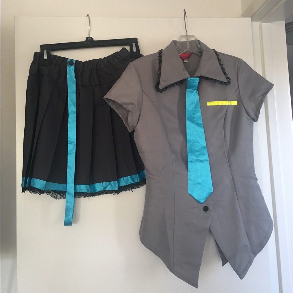 Hatsune Miku Cosplay Costume
