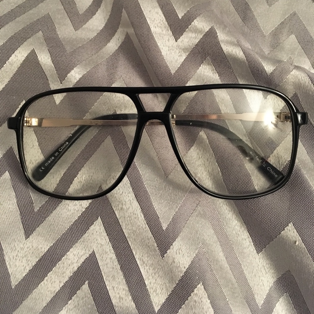 SUNGLASSES - Picture 4 of 5