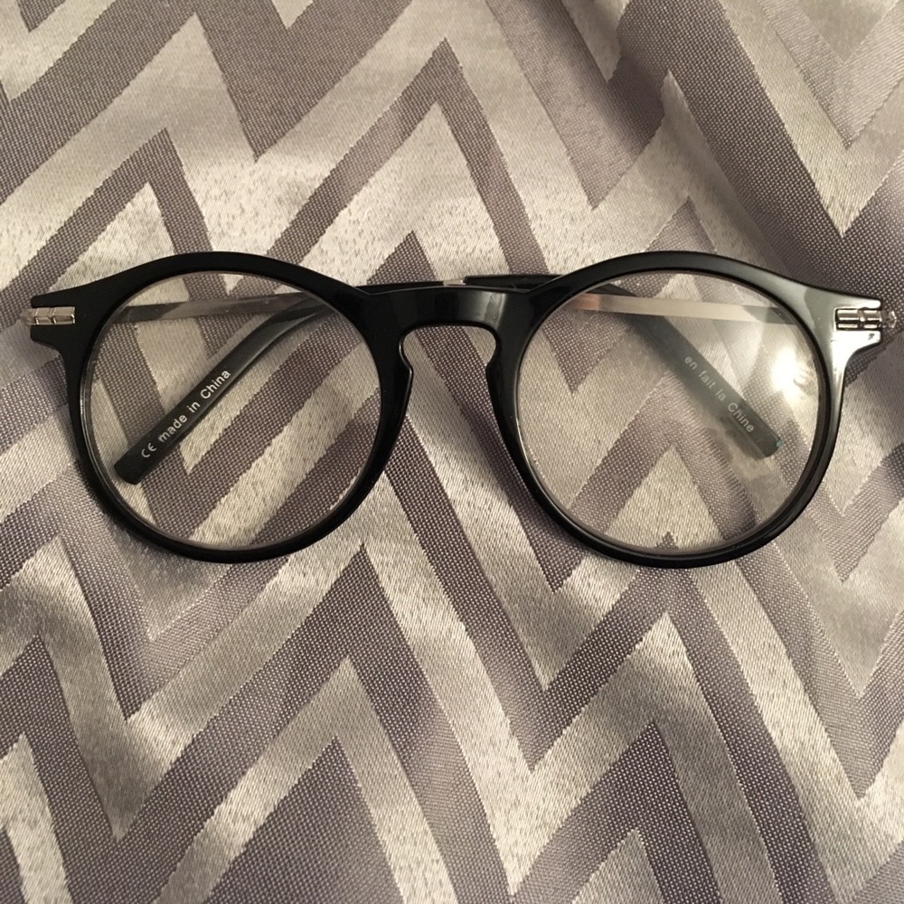 SUNGLASSES - Picture 5 of 5