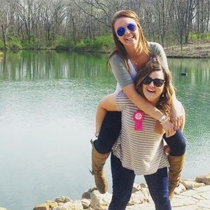 Meet your Posher, Olivia