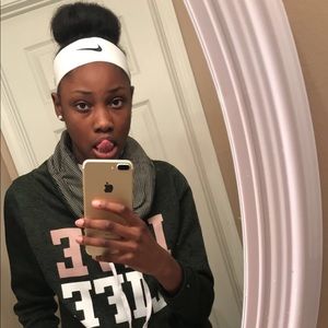 Meet your Posher, Jessica