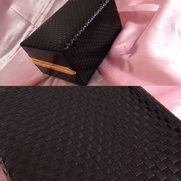 Black and gold Structured Box Bag Purse - Picture 4 of 4