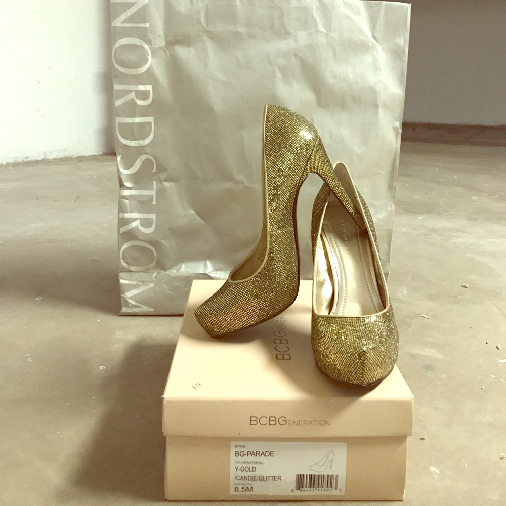 BCBG Generation Designer Gold Candie Glitter Heel✨