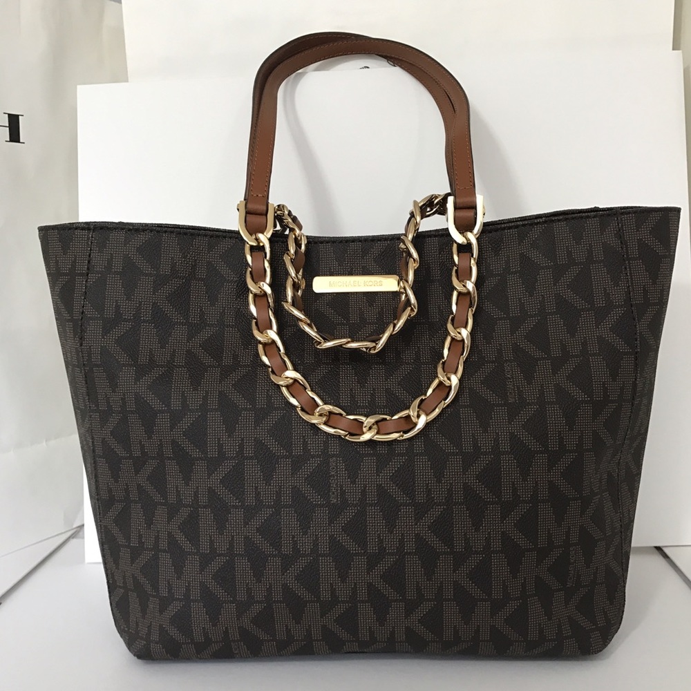 👑Michael Kors Shoulder Bag👑