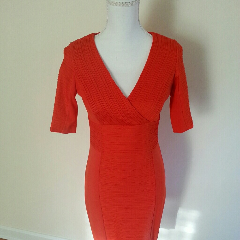 NWOT Nue by Shani Red Sheath Dress Size 4