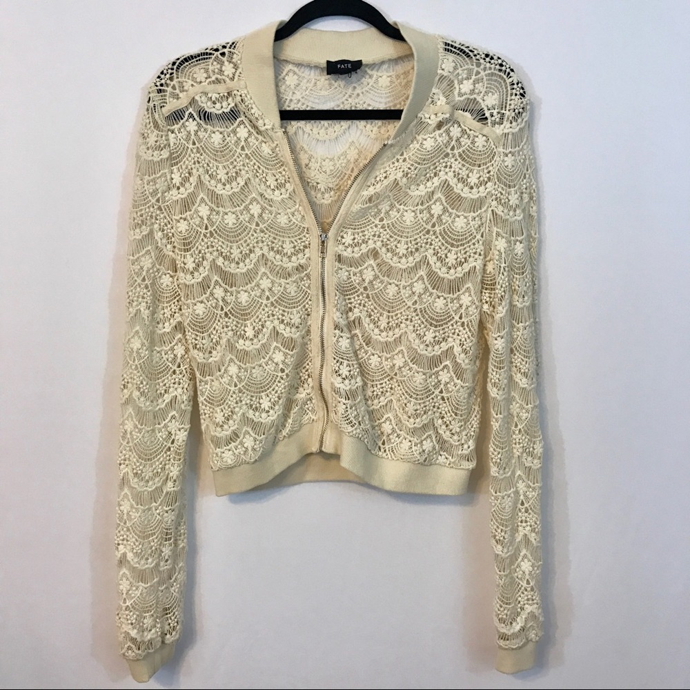 Ivory Jacket - Picture 4 of 5