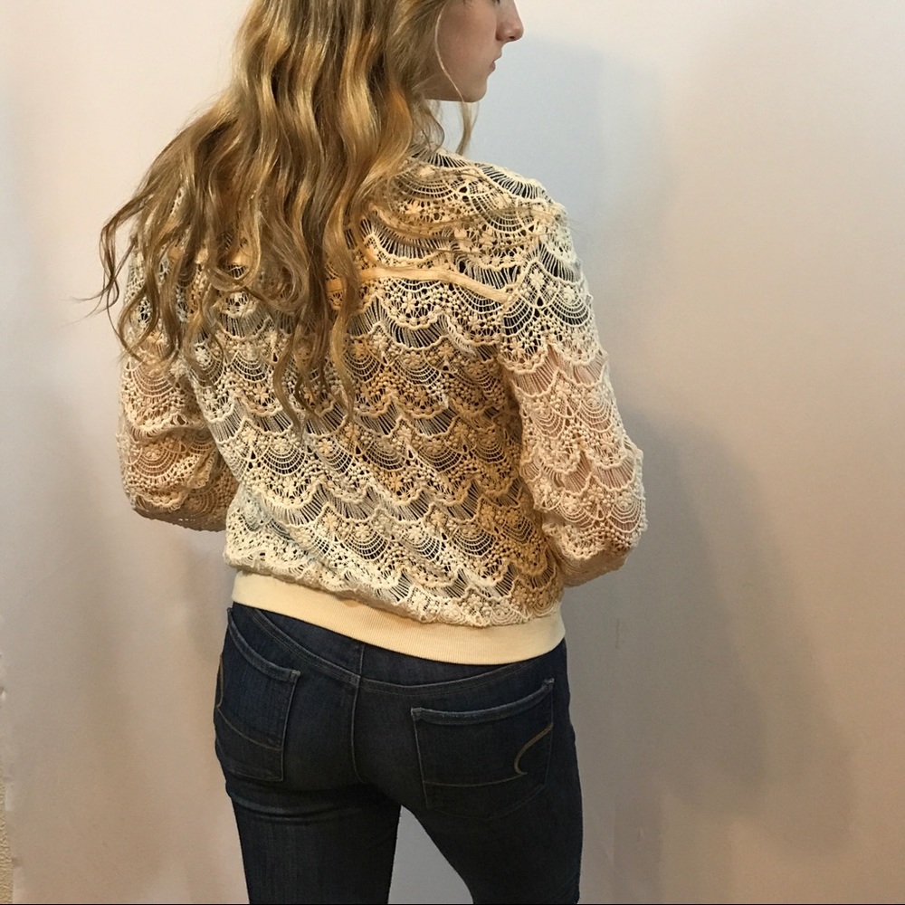 Ivory Jacket - Picture 3 of 5