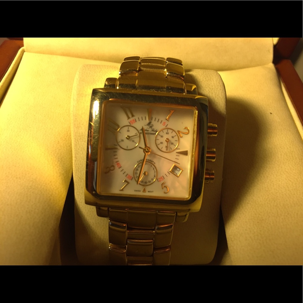 Genuine Swiss Tank MOP Quartz