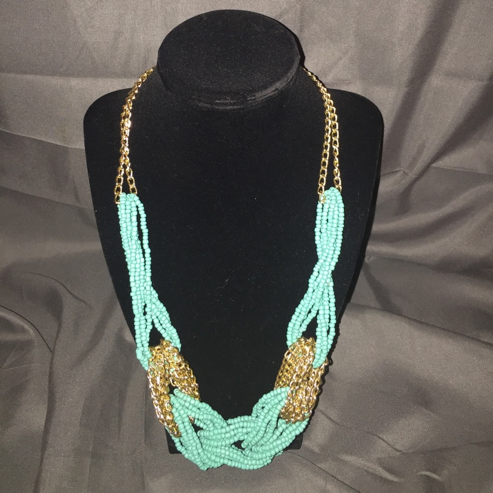 🌟B2G1F🌟 Turquoise and gold necklace