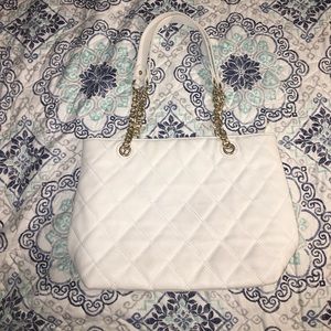 Charming Charlie white quilted purse