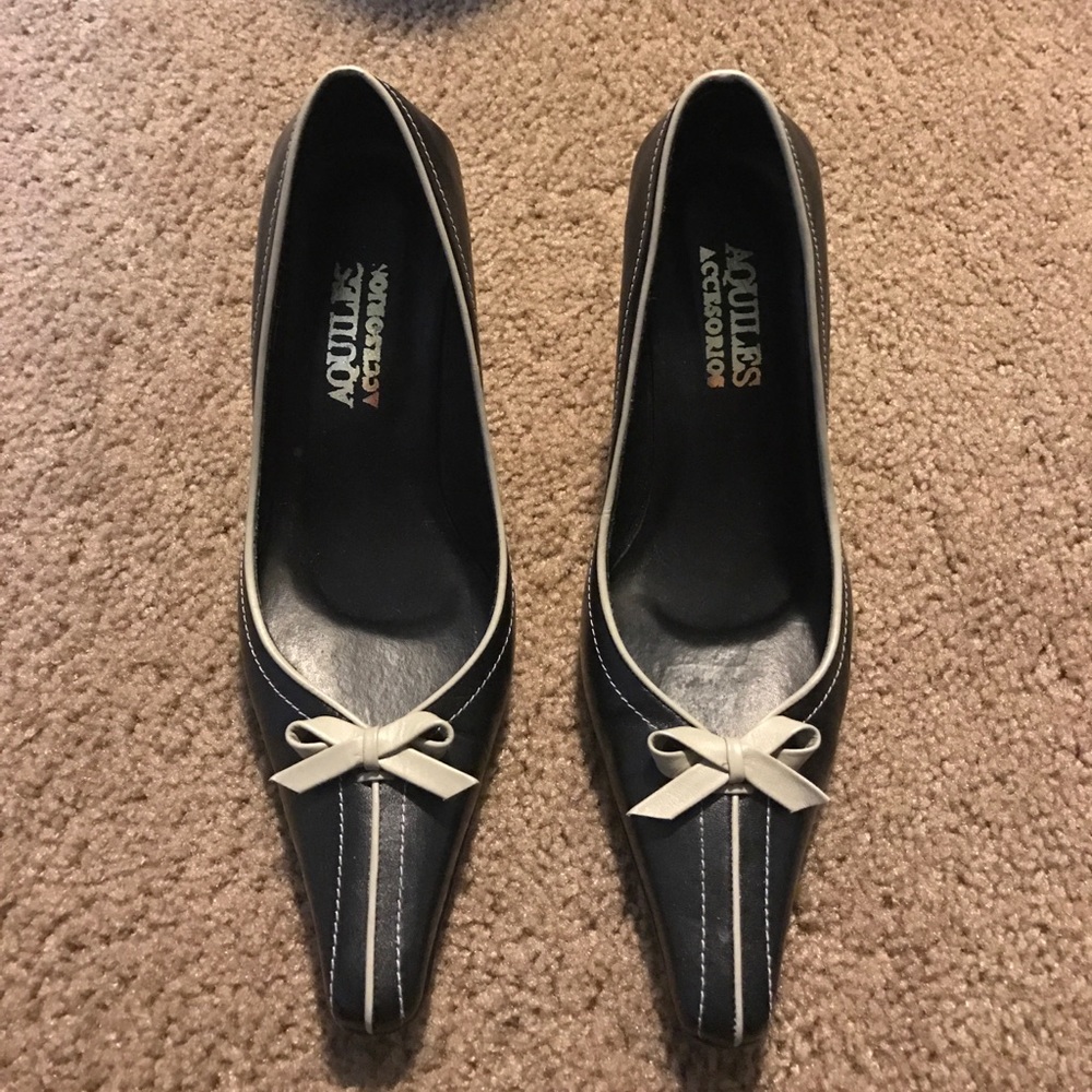 Women's shoes