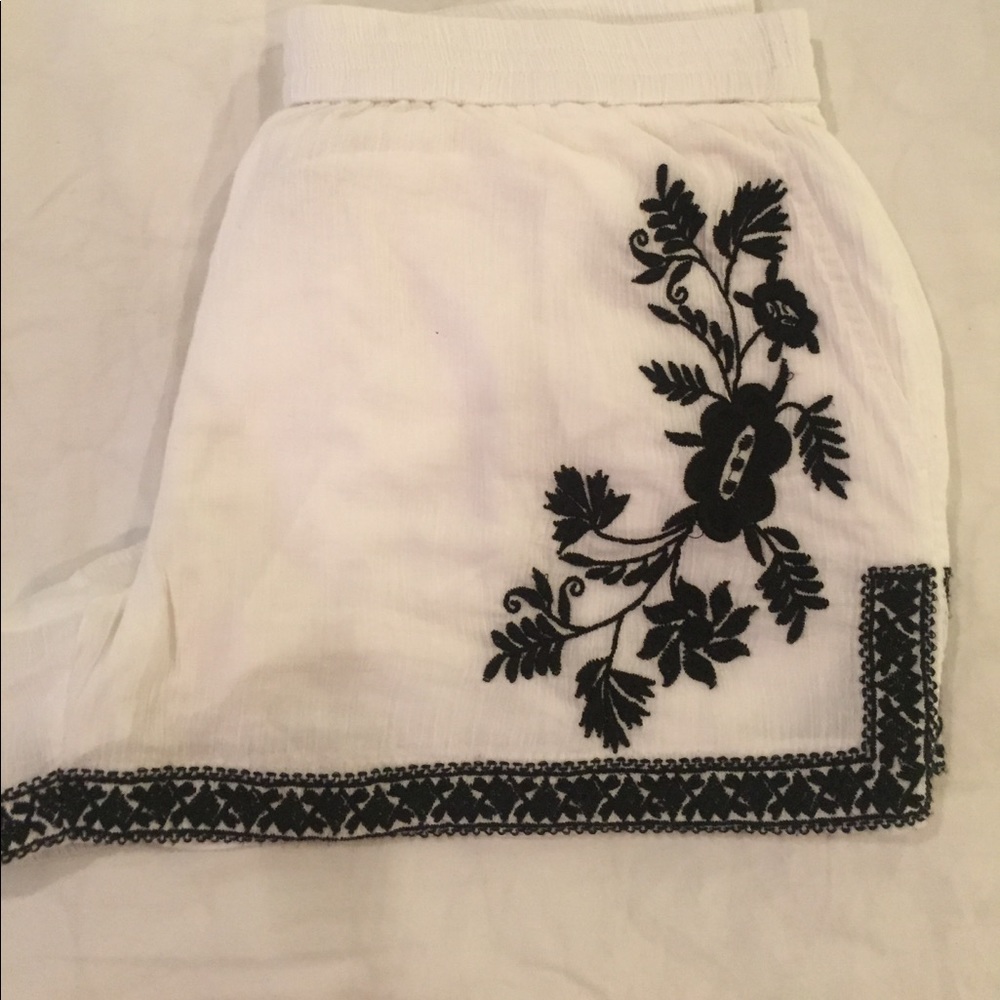 jcrew white embroidered shorts