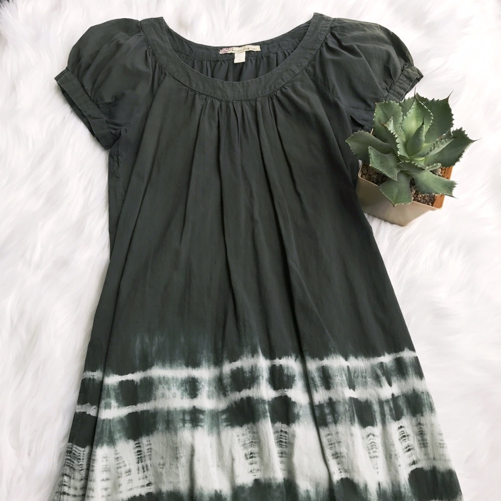 American Rag // gray tie-dye cap sleeve dress