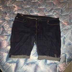 Levi Jean Shorts