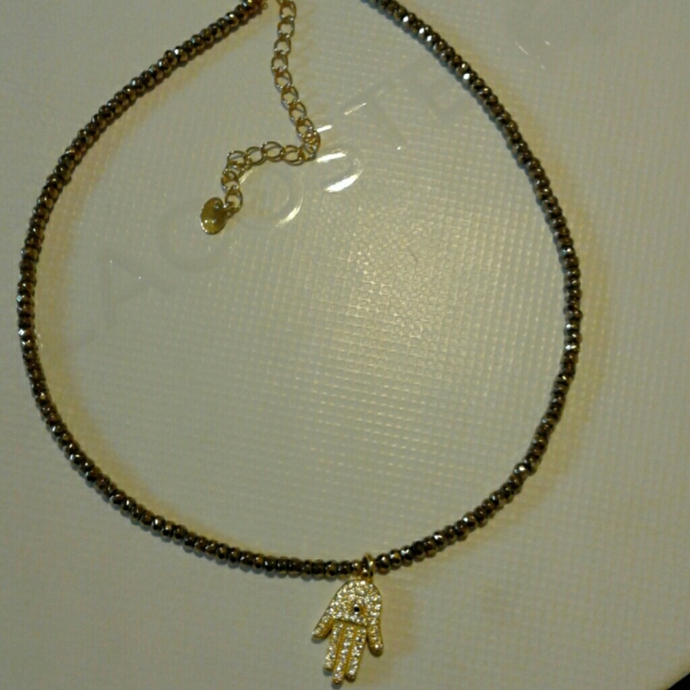 Hamsa choker