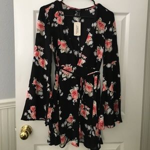 Forever 21 Flowy Floral Dress