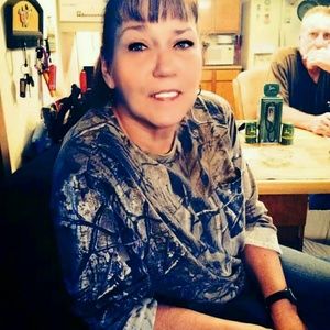 Meet your Posher, Cynthia