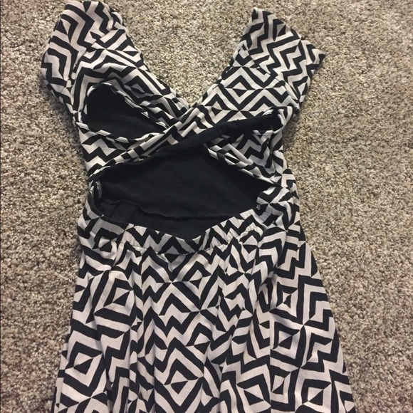 Sun dress - Picture 2 of 2