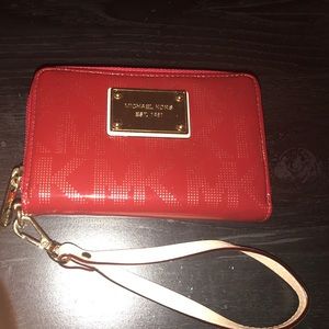 SALE SALE!!!!   Michael kors clutch