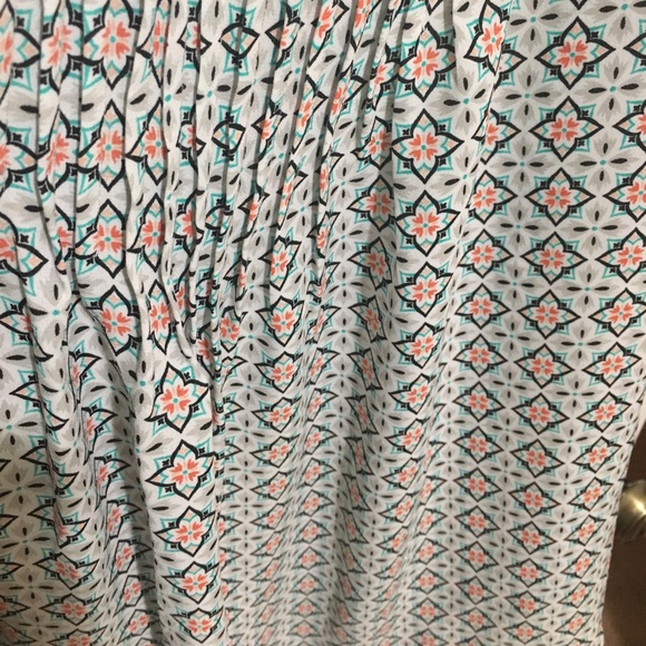 Torrid adjustable spaghetti strap tank top. - Picture 2 of 4