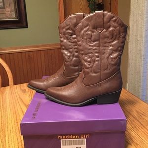 Madden girl cowboy boots, size 8