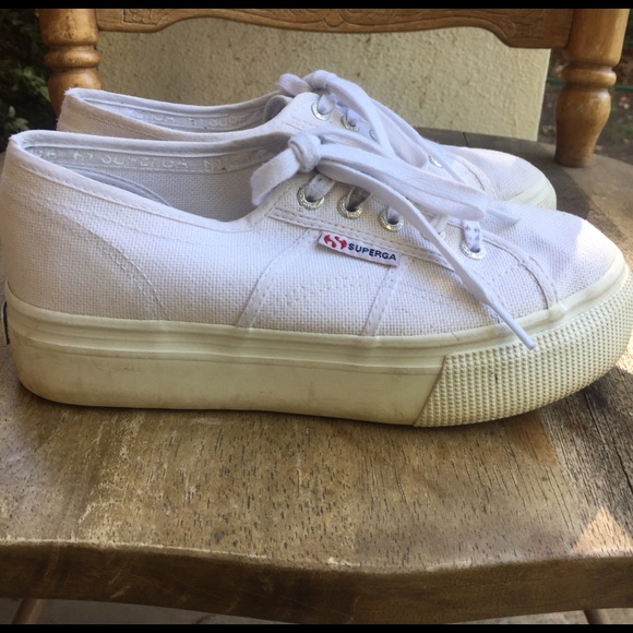 Supergas platform - Picture 2 of 4