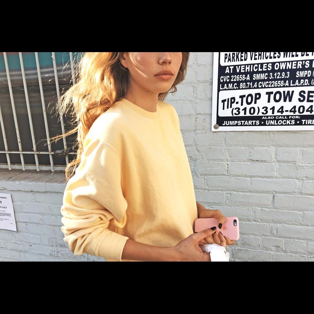 JUST IN BRANDY SWEATSHIRT