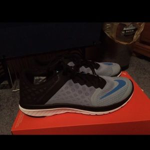 Nike FS Lite Run 3