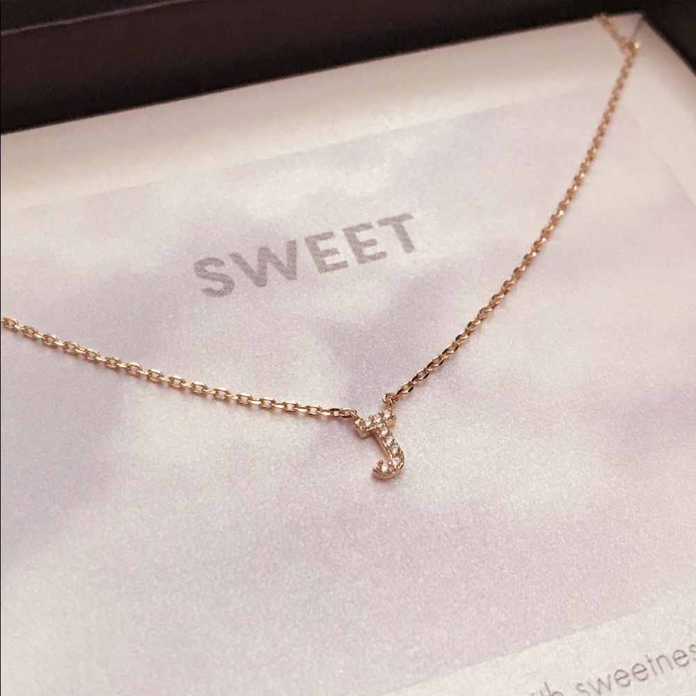 ❗️SOLD❗️Sterling gold diamond letter J necklace
