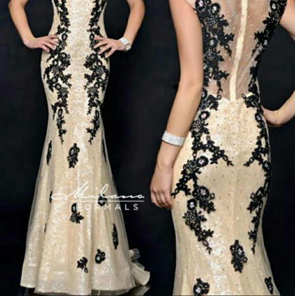 Prom dresses - Picture 2 of 3